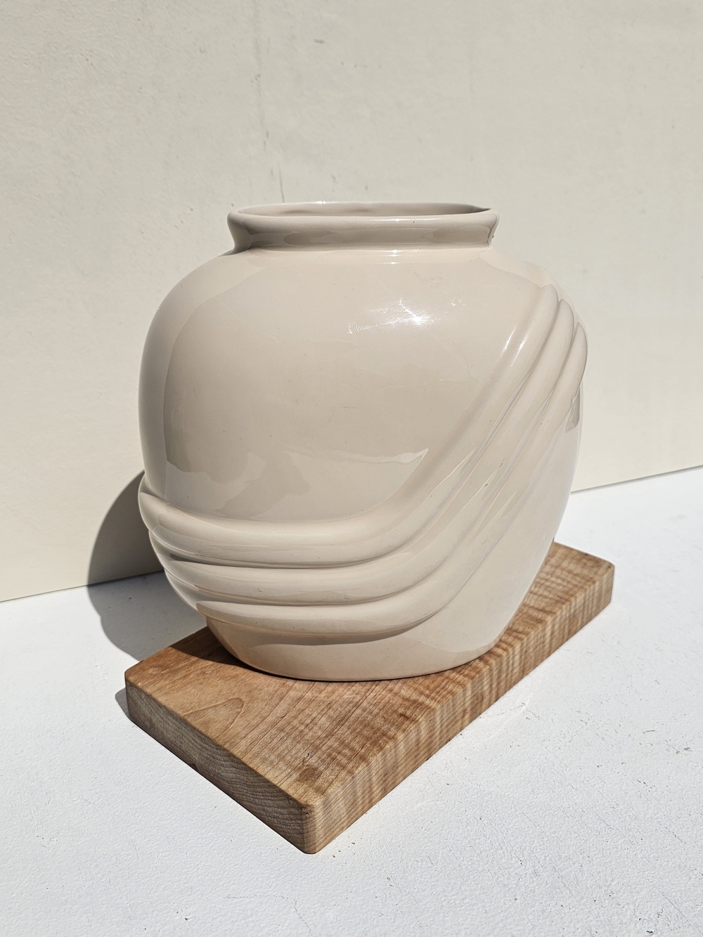 Vintage Art Deco Style Light Pink Ceramic Vase